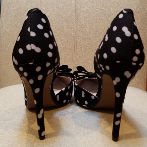 *LAST ONE* Betsey Johnson Prince d'Orsay Pumps - Picture 4 of 8